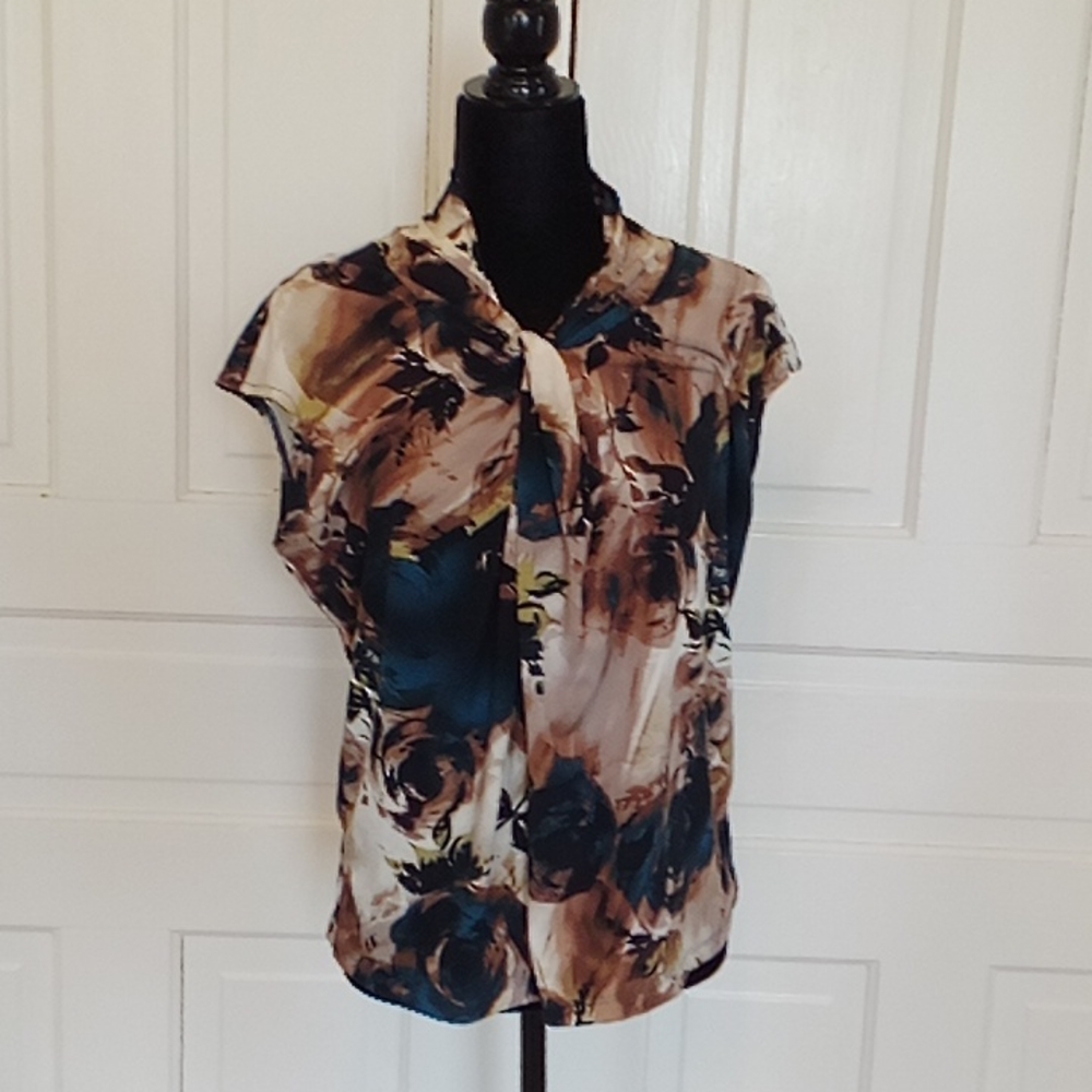 Worthington stretch cap sleeve blouse